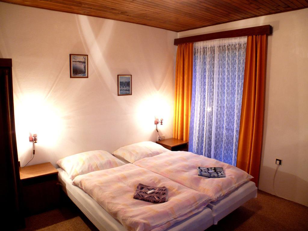 Pension Faema Harrachov Rom bilde